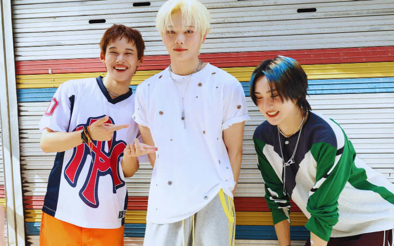 1VERSE Group Photo